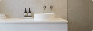 banner 32
